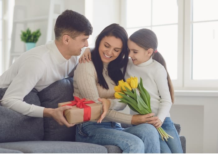 O Dia das Mães é uma data que merece ser celebrada de forma criativa e envolvente nas escolas