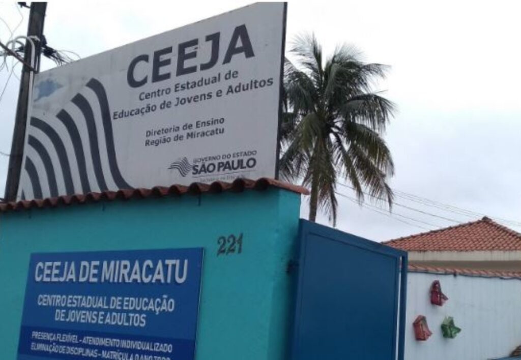 Centro Estadual de Educação de Jovens e Adultos