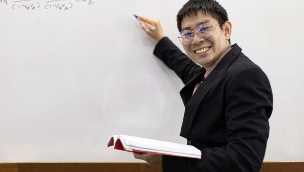 preenchimento de vagas remanescentes na PEI, no processo anual de atribuição de classes e aulas para o ano letivo de 2026