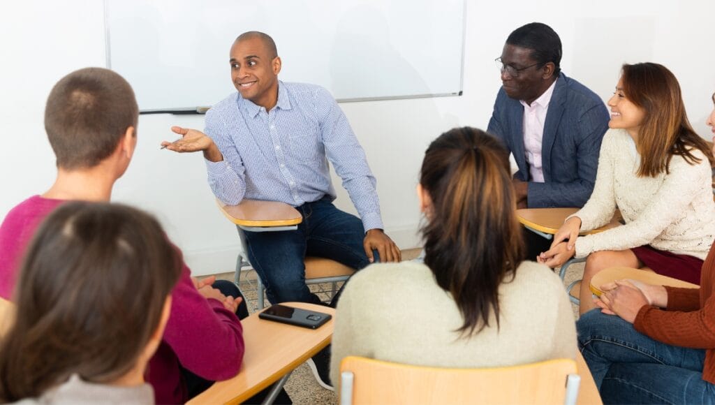 Saiba as vagas de PEC E CEC nas UREs de São Paulo